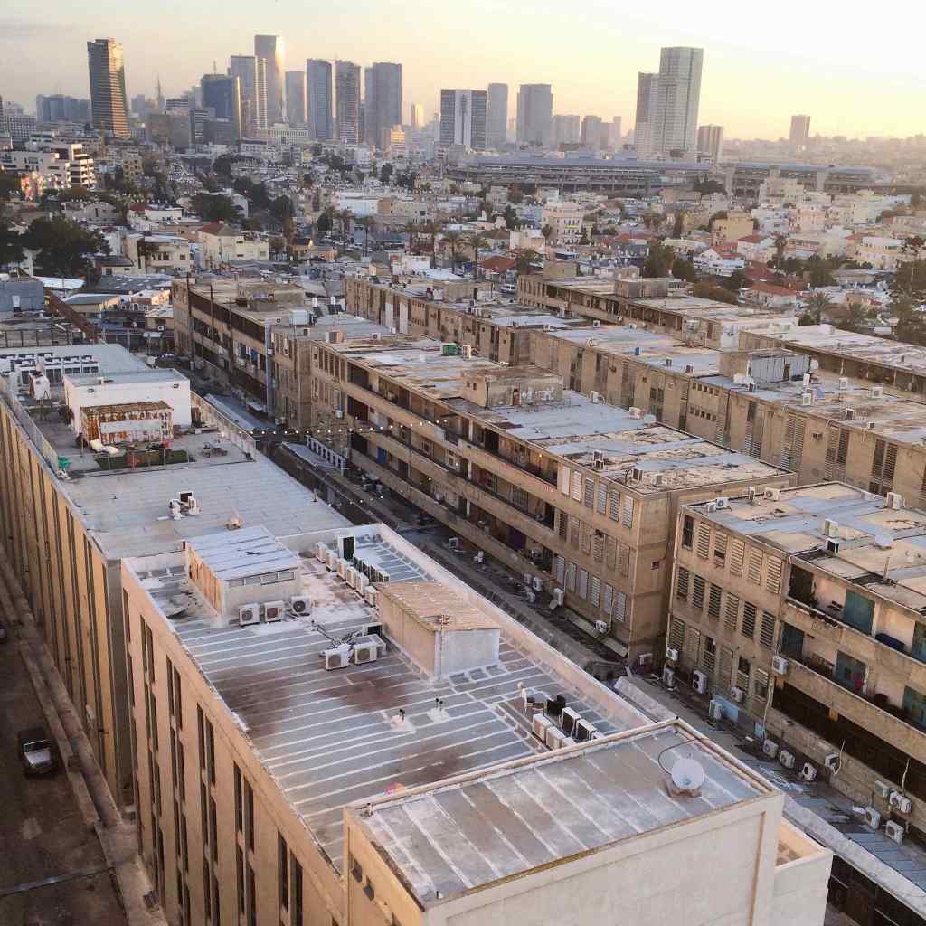 מבט צפונה מעל קרית המלאכה, תל אביב-יפו